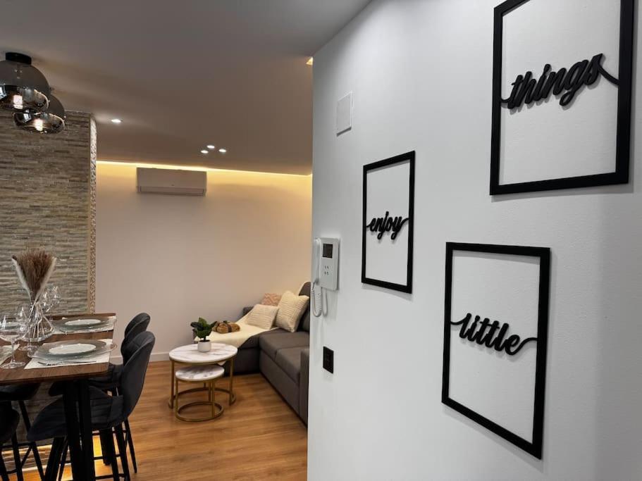 La Plaza Del Pilar Apartment Zaragoza Exterior photo